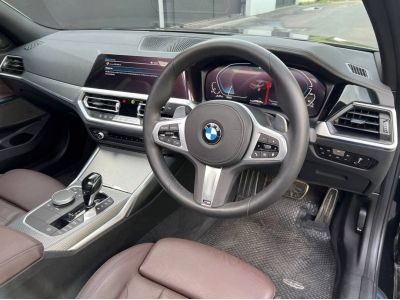 2020 BMW Series 3 330e m sport  2.0 Turbo รูปที่ 11